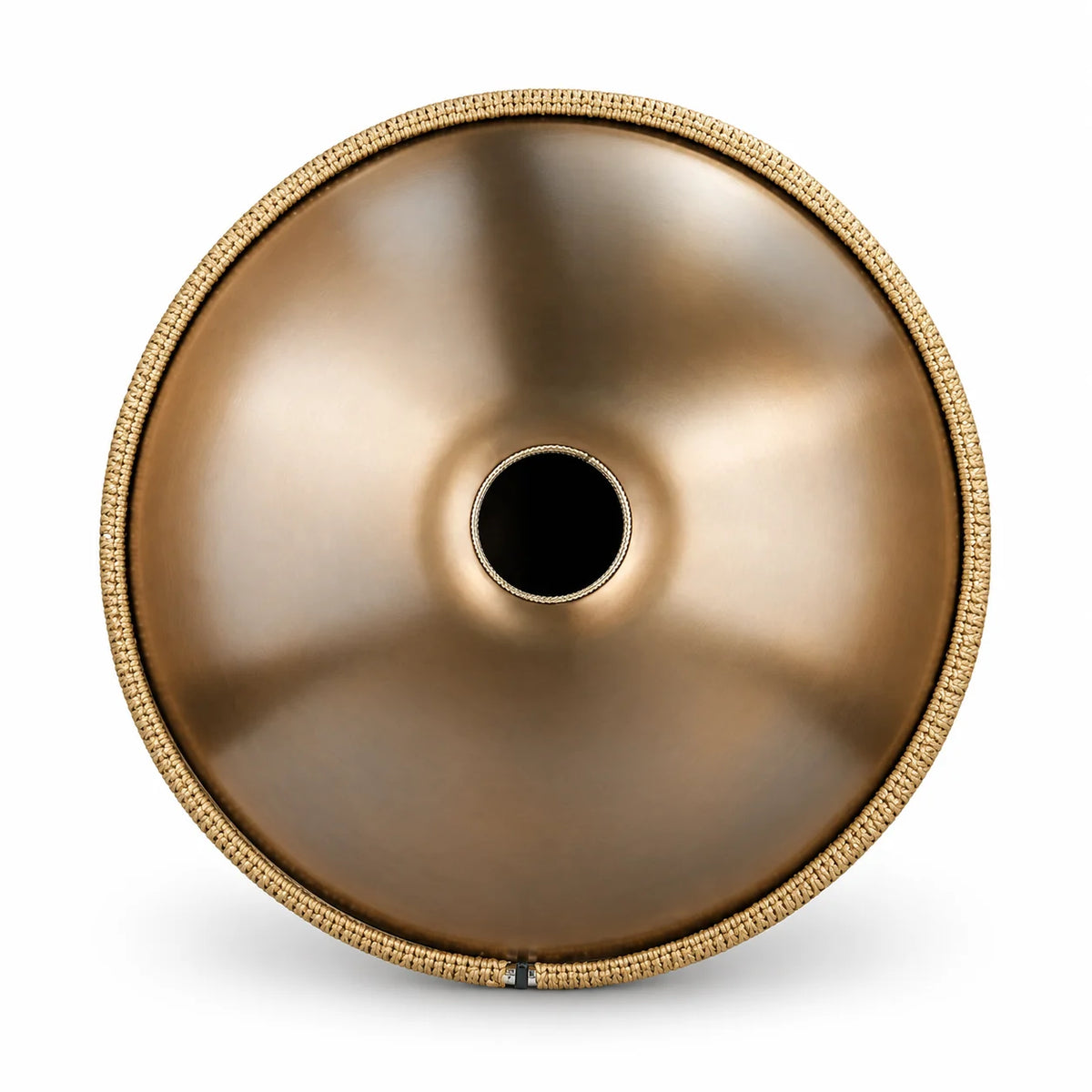Handpan DUNE Ré mineur Kurd 9 notes vu de dessous, ouverture du Gu et cerclage tressé doré – Kovapan